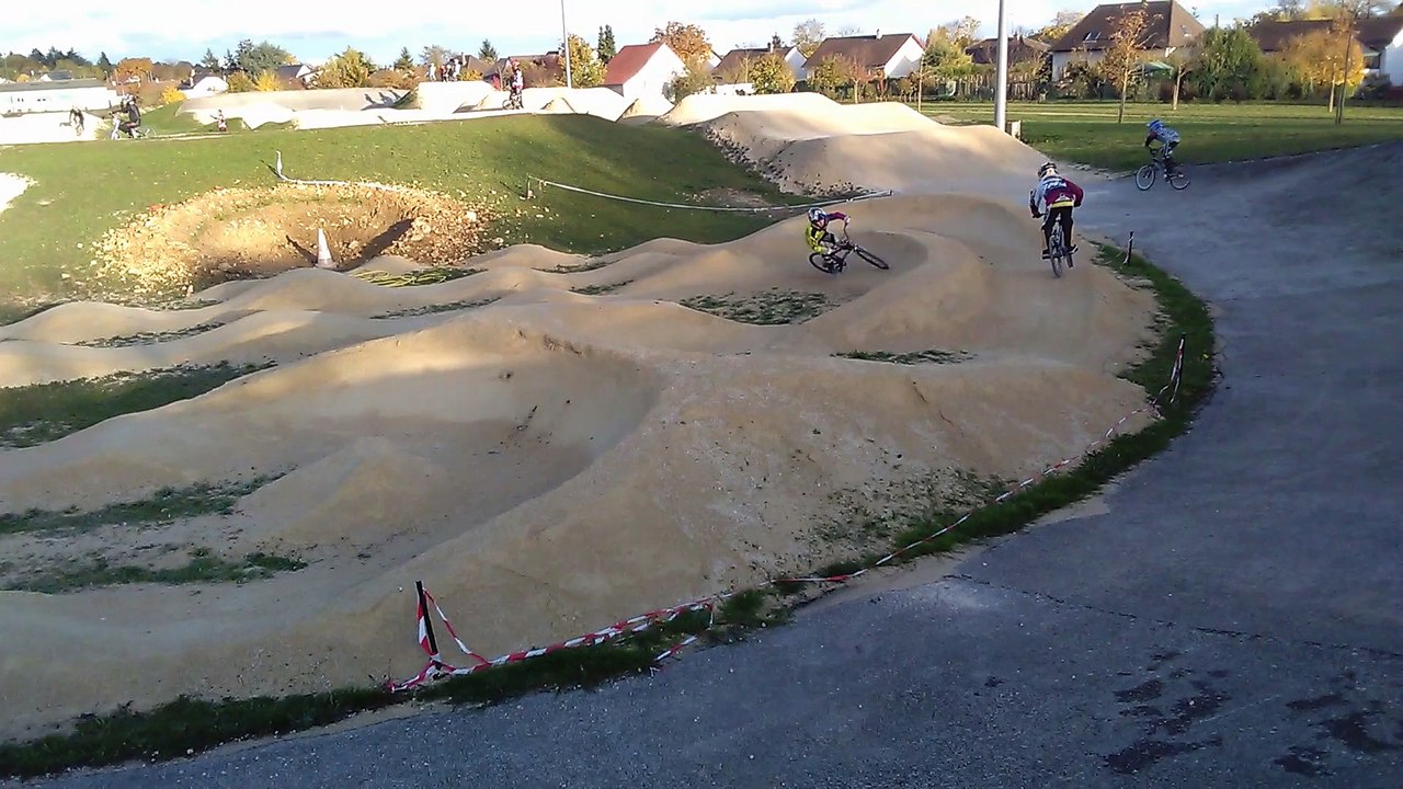 VID_20151028_164112