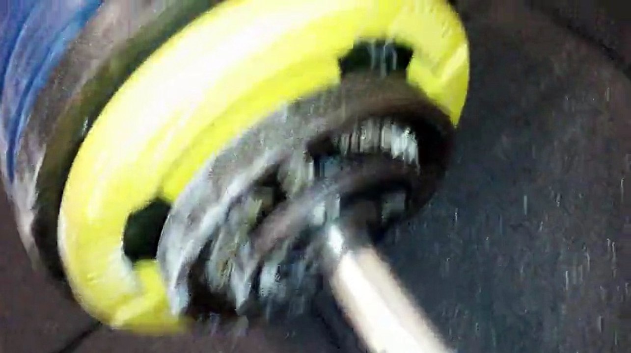 Dead-Lift in Socks 235 kg 1 Rep with 86 Kg Bodyweight (Originally 102 Kg dropped 16 kg felt fine)