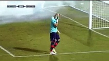 Fans Throw Flares on the Pitch Crotone vs Avellino 9⁄11⁄2015