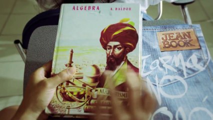 Viendo Como Chica Menstruando