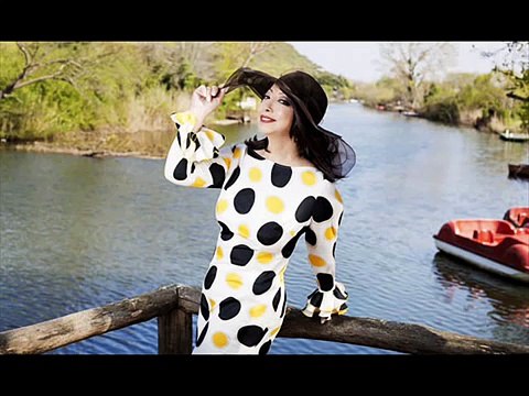 Yasemin Yalçın - Kollarında Öleyim