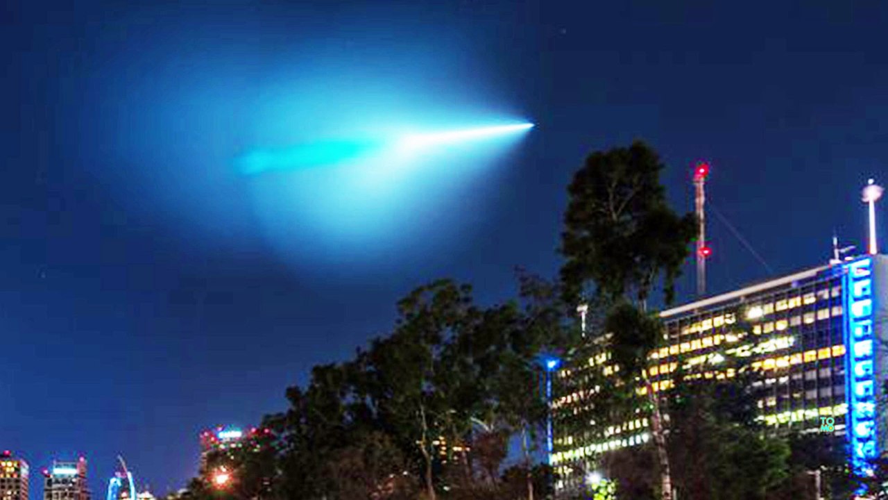 'UFO' over Southern California was U.S. Navy Trident II missile test