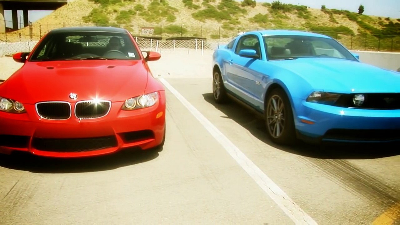 Super Coupes Drag Race!: 2011 Ford Mustang GT vs 2011 BMW M3 Coupe