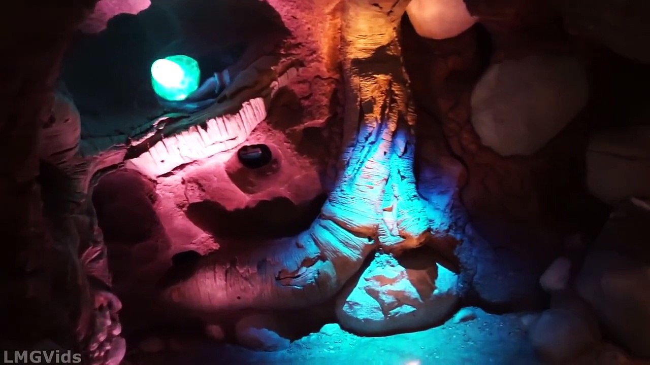 [HD] Its Tough to be a Bug California Adventure 1080p 60fps Full Complete Show