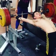 Kid Has Unique Benching Style At The Gym-Funny Entertainment Videos-by Funny Videos Collection