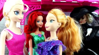 Anna & Kristoff Kidnapped! Can Frozen Elsa Save Anna from Disney Villain? Hans Jafar Cruel