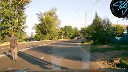 Trafikteki Yardımseverler İnsanlar İşbaşında 2014 [HD]