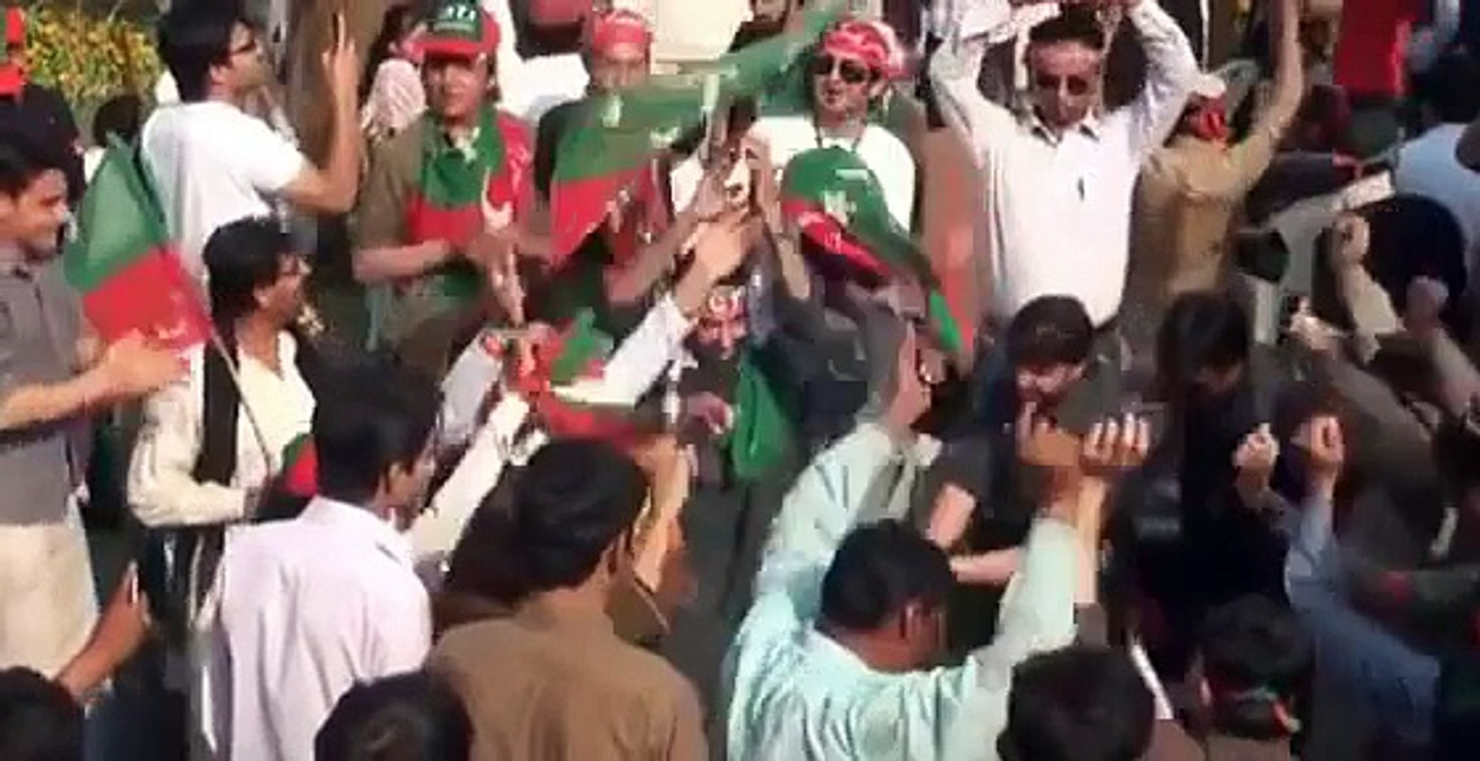 Attaullah khan song for PTI