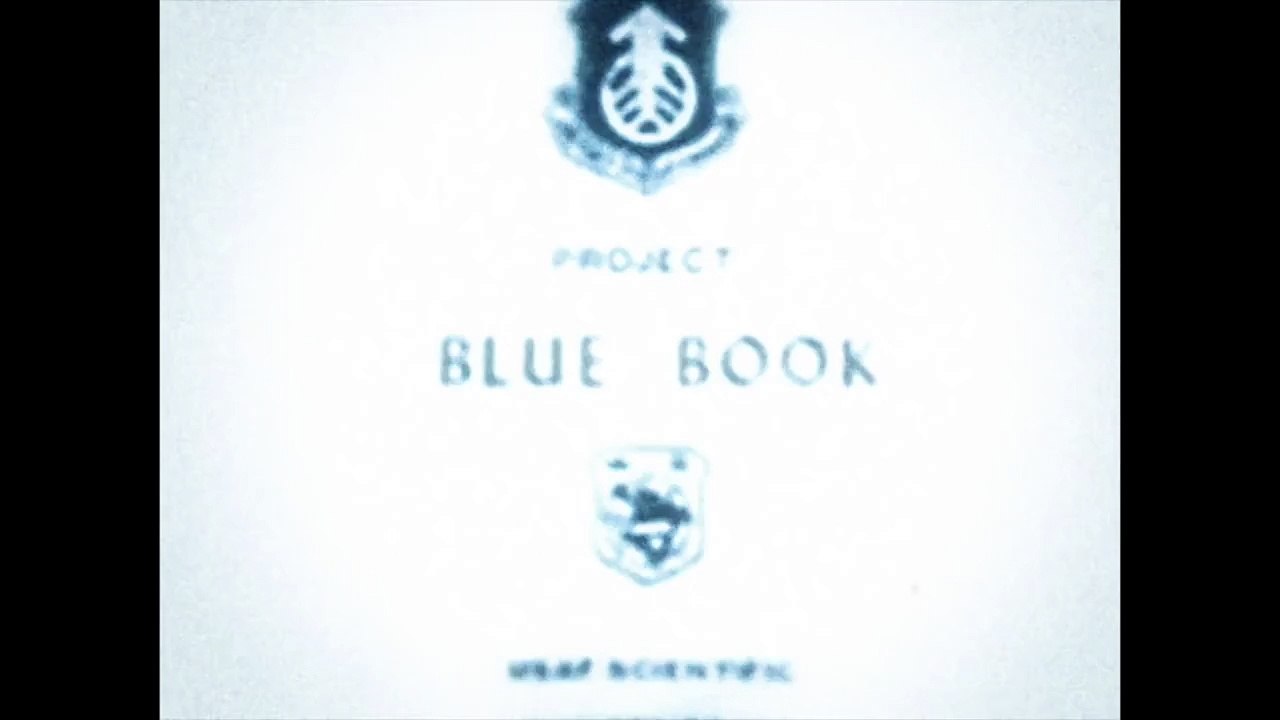 Astronautas filmam Alíenigena caminhando na Lua