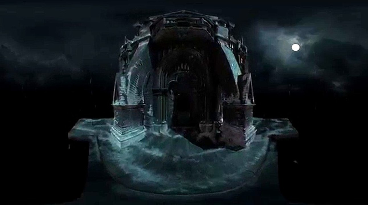 BEWARE CRIMSON PEAK