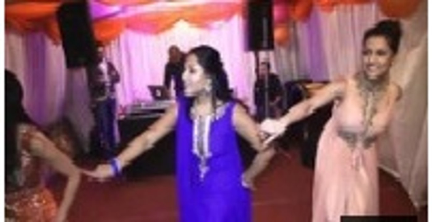 Mehndi Night HOT Awesome Steps |Raja Ki Aye Gi Baraat | HD ✔