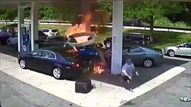 Car Caught Fire After The Accident