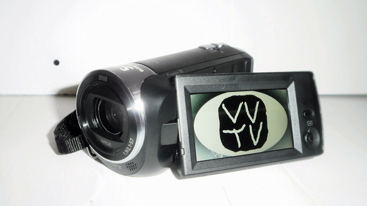 Unboxing Sony HDR-CX240 [german]