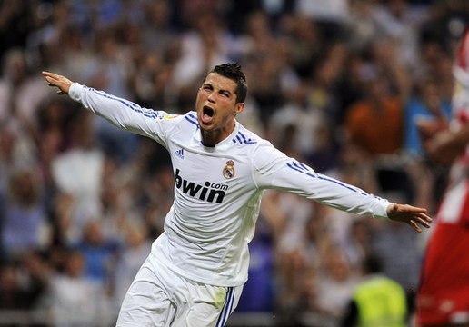 Những pha ghi bàn đẹp mắt của Phi Sơn (Cristiano Ronaldo Việt Nam)Cr7 Best skills 2015 King Kong Cr7 manchester united skills (1)