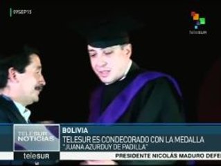 Bolivia: teleSUR recibe medalla Juana Azurduy de Padilla