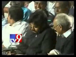 Difference between Pawan Kalyan and Mahesh Babu