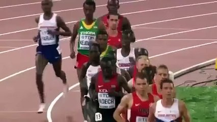 نادر جدا بطل يغادر السباق ليشرب الماء ثم يعود ليفوز بالمركز الاول
