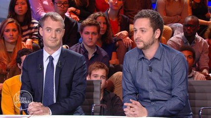 Un Attentat terroriste déjoué à Toulon - Le Petit Journal du 10/11/2015 - CANAL+