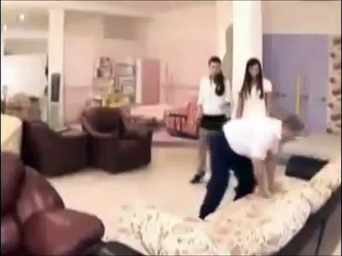 Çılgın Liseli Kız Şakası