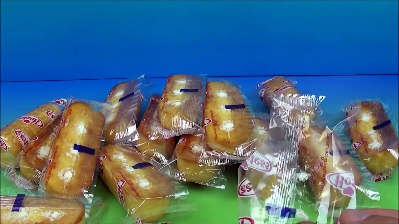 2015 HOSTESS TWINKIES MINION DECORATION KIT VIDEO REVIEW...Yes I ate a Minion