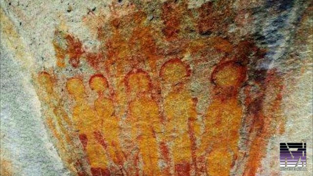 UFO News: Massive UFO Sighting Over Los Angeles Causes Social Media Frenzy!!! -UFO-