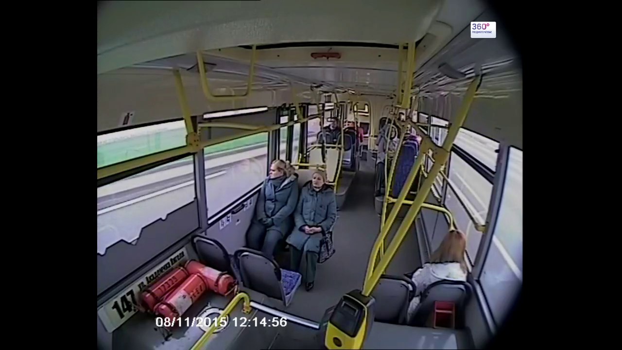 Un chauffeur de bus s'endort au volant