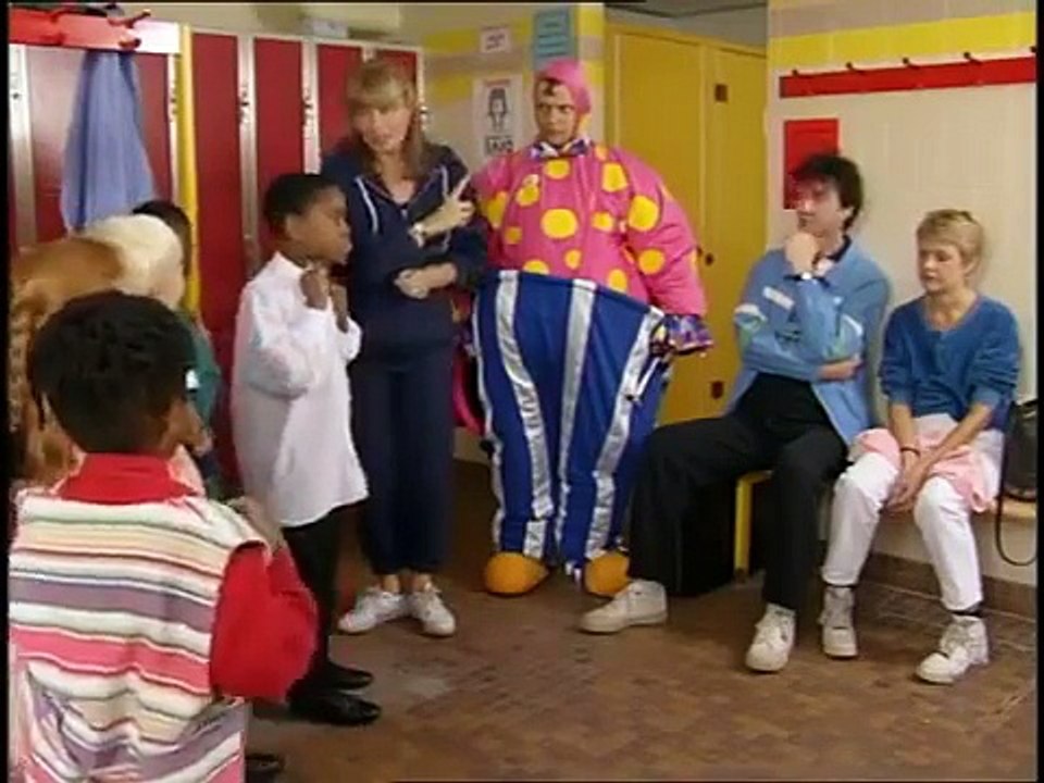 The Brittas Empire (S5E4) British Comedy - Chris Barrie (Red Dwarf)