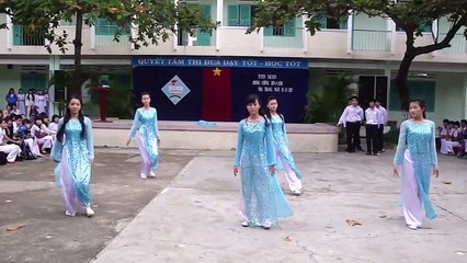 Văn Nghệ Múa Áo Dài