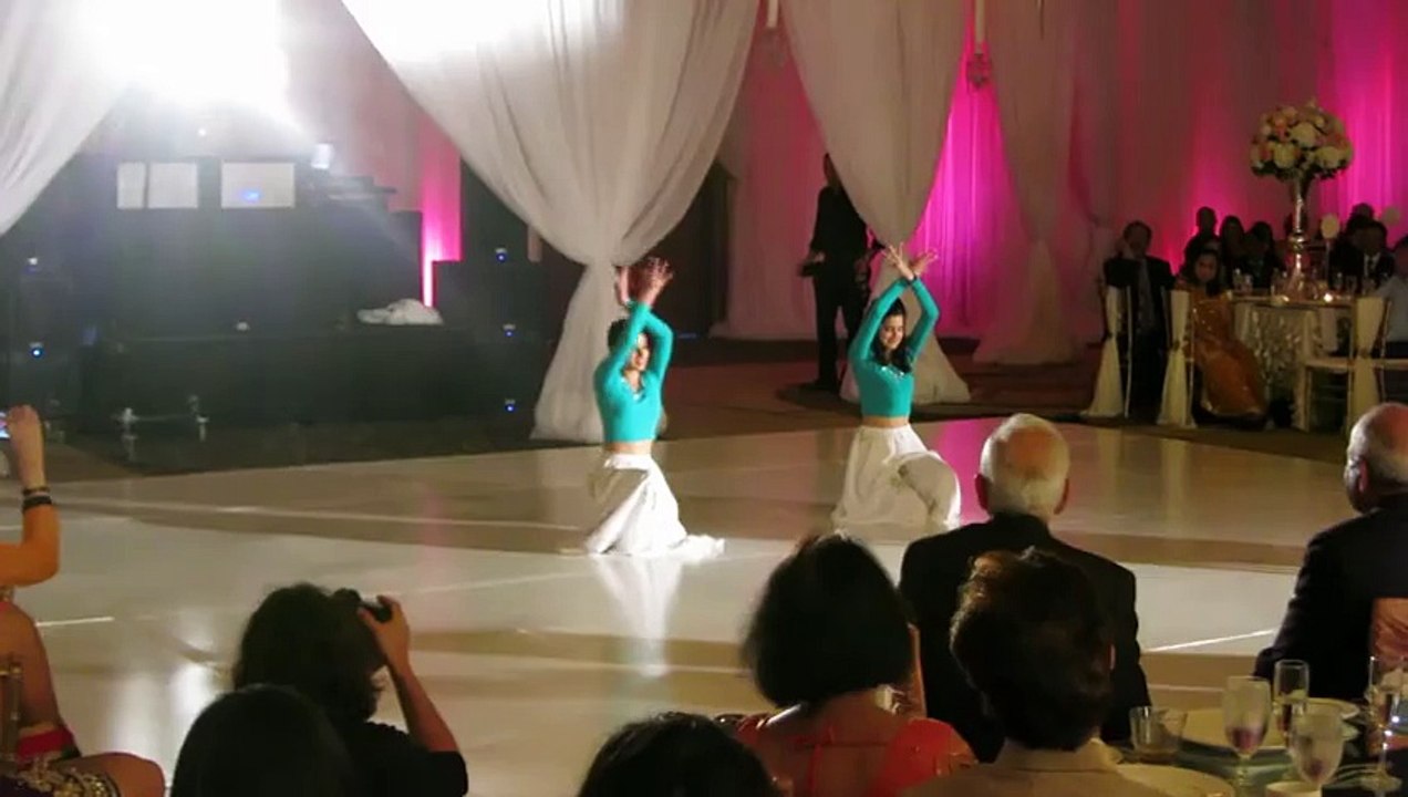 Indian Wedding Reception Dance | Mehndi Dance