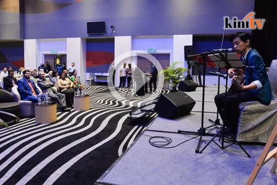 Amirudin tampil Korupsi Kuku Besi selepas 2.6 Bintang