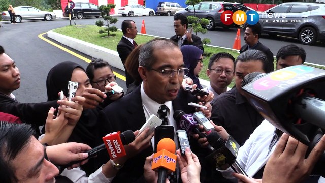Pua-Arul debate on 1MDB off, says Salleh