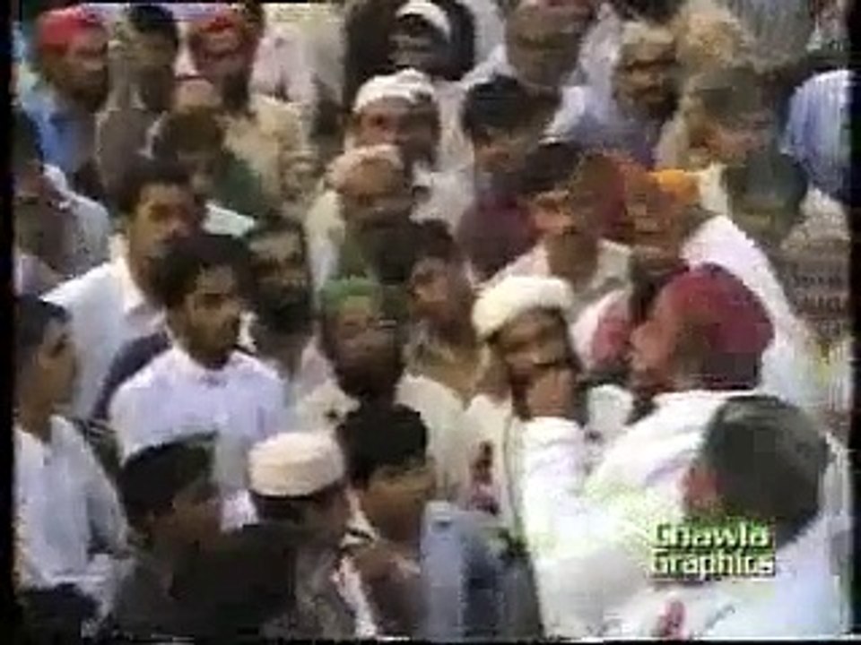 12 rabi ul awal juloos at larkana ( meelad-e-mustafa ) by Molvi Badar Deen Surahyo (part-04)
