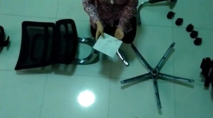 Female can also easily installed Ergonomic Office Chair within 5 minutes.