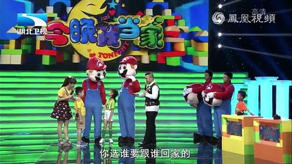 20150802 冷暖人生 街舞小子留长发凹造型 电臀甩乒乓球老爸齐上阵