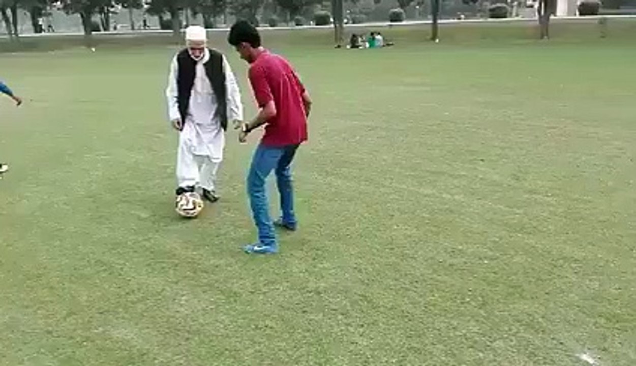 Uxama ijaz