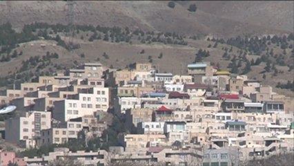 تحذيرات من زلزال متوقع بإيران