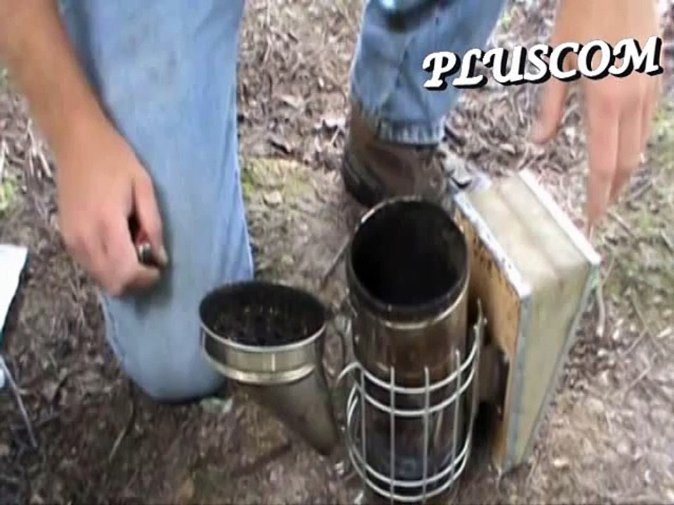 Large Beekeeping Hive Smoker Stainless Steel & Leather Heat Shield Bee Equipment