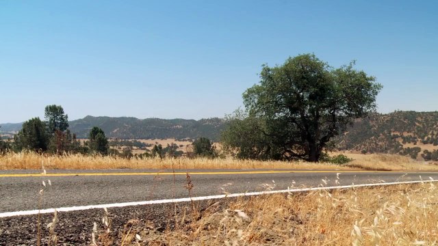 2014 Aston Martin Vanquish vs 2013 Bentley Continental GT Speed! Head 2 Head Ep. 38