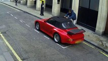 Man attempts to steal Porsche by cutting open roof