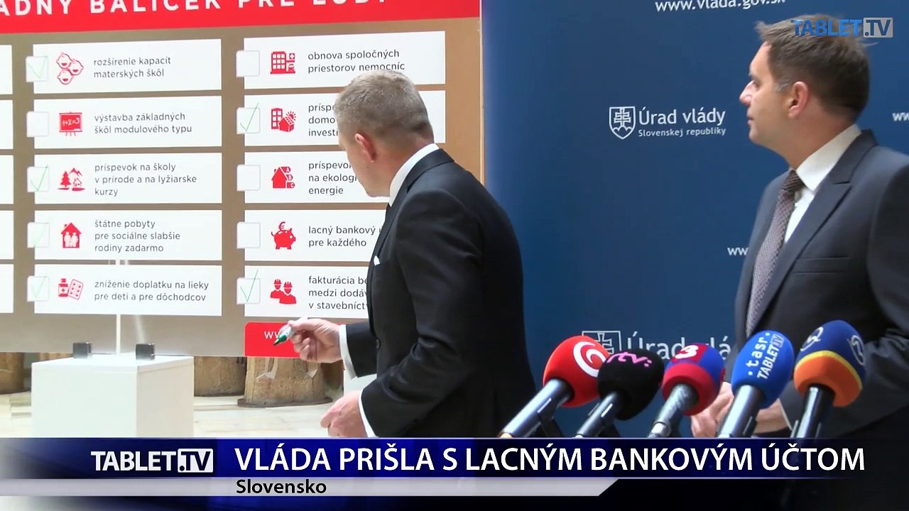 PREMIÉR: Ľudia s príjmom do 400 eur budú mať možnosť bezplatného účtu