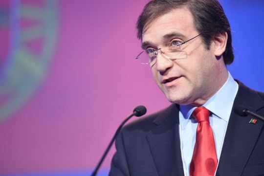La oposición tumba el Gobierno de Passos Coelho