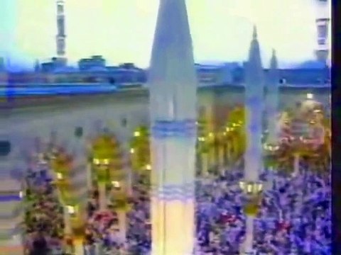 Naat by Umm-e-Habiba - (تم پر میں لاکھ جان سے قربان یا رسول(ص