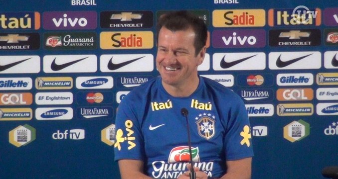 Dunga vê ano de Neymar melhor que de CR7 e Messi e pede golaço pela Seleção