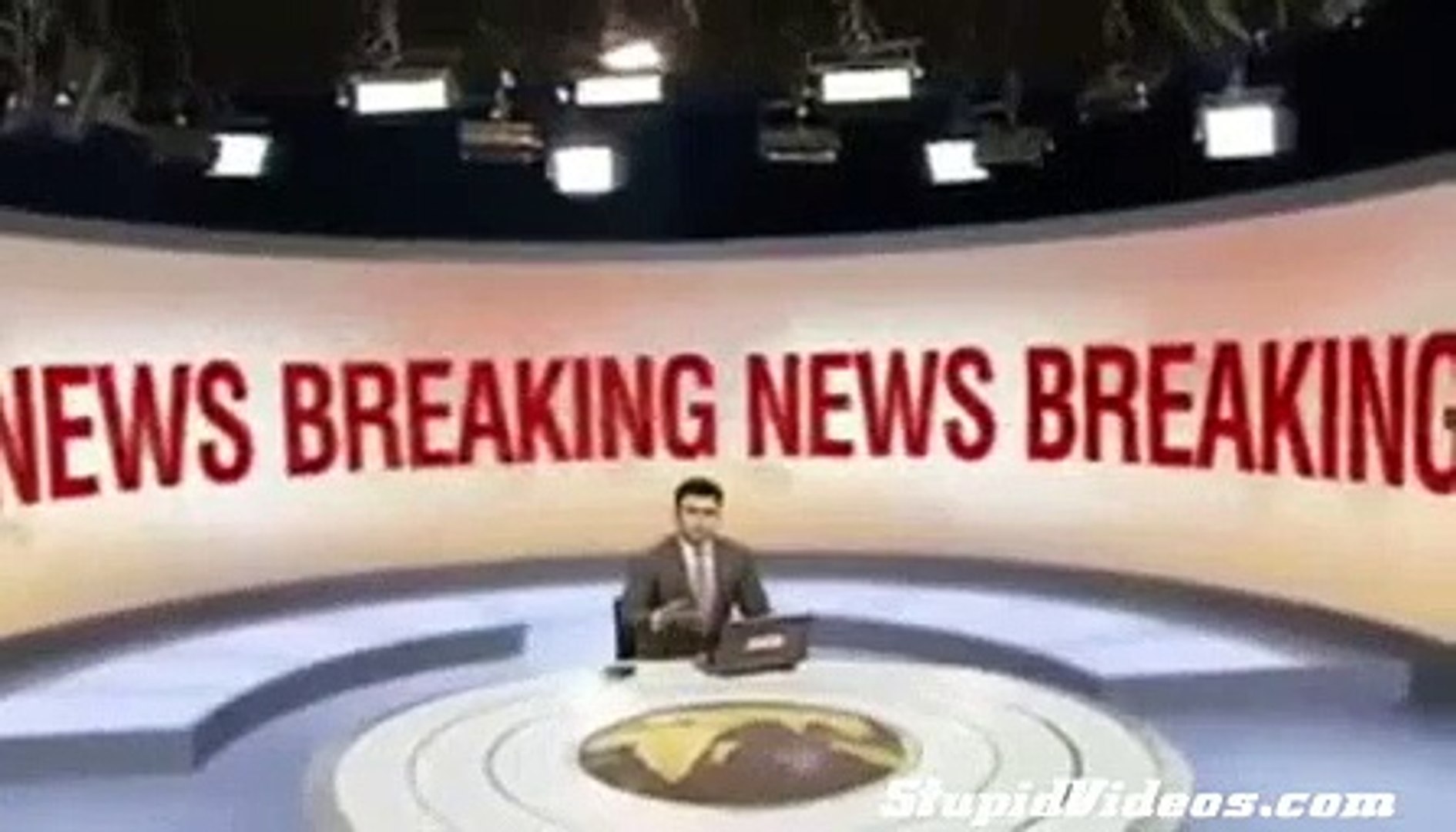 News Anchor Continues Reading Through Earthquake