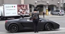 Lamborghini İle Amerikalı Kızı Oyuna Getiren Adam