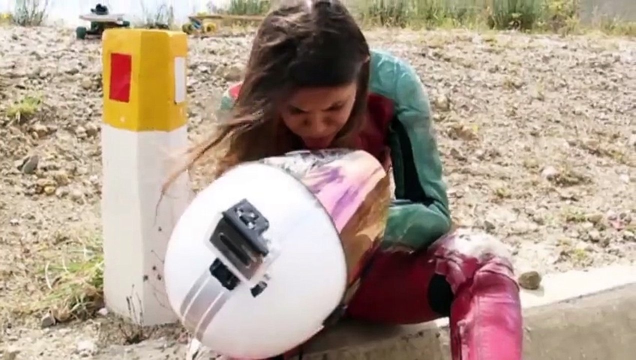 Long-Boarding Wipe-Out  Even Chicks Can Fail
