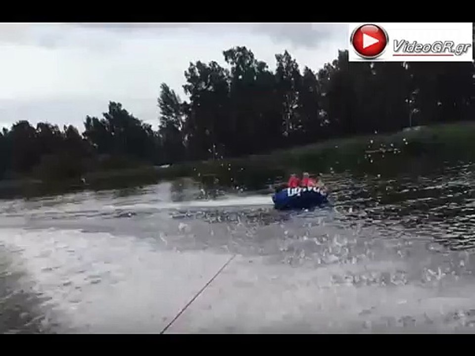 Έχω και φουσκωτό πάμε μία βόλτα - Videogr.gr