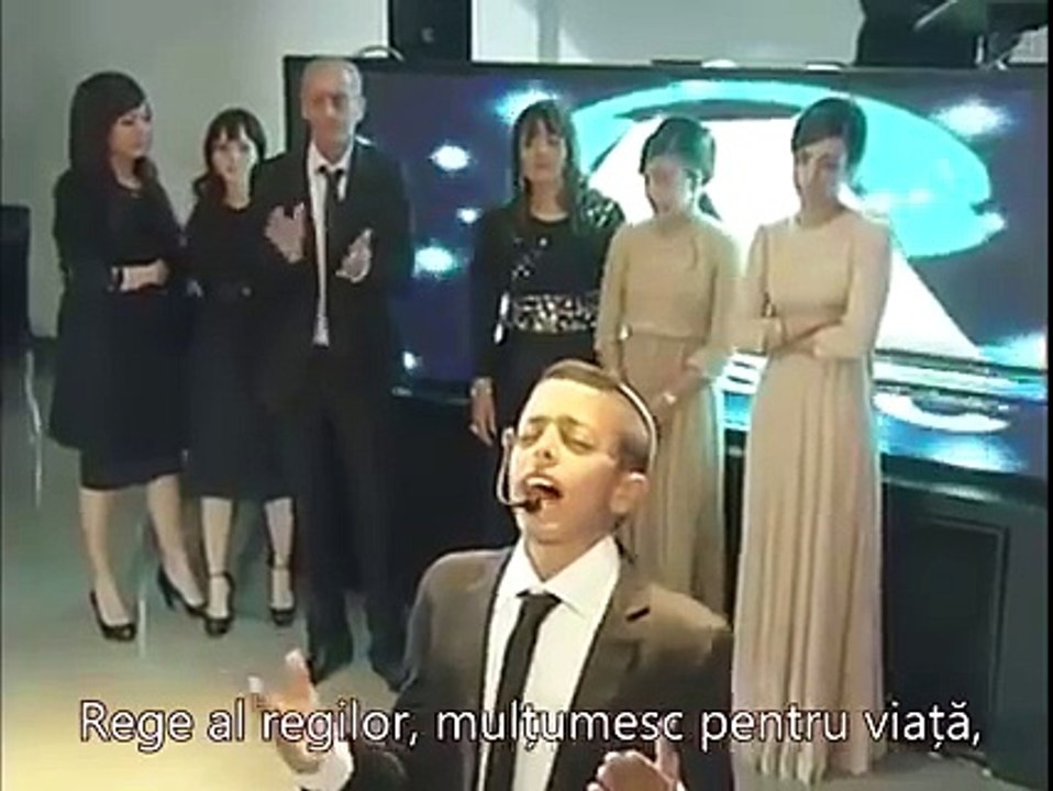 Copil Evreu   laudand pe Dumnezeu