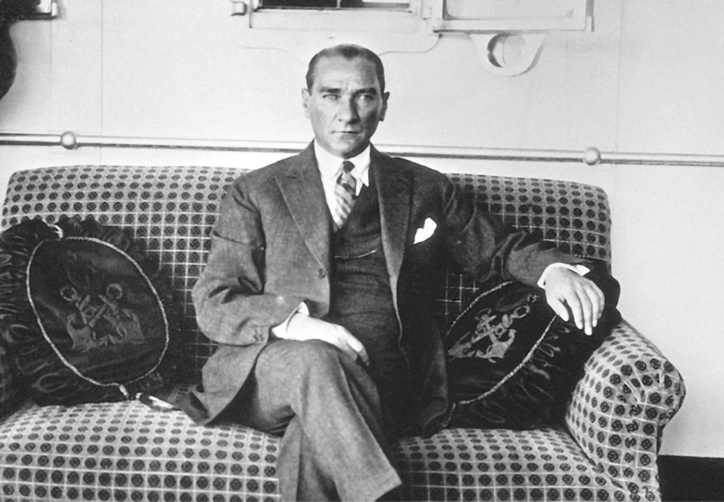 ATATÜRK ün gerçek ölüm nedeni