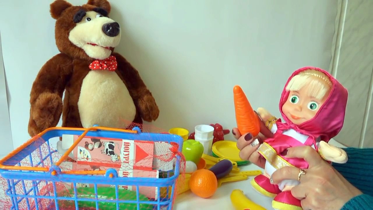 Маша и медведь собираем корзинку на пикник, игрушки для детей смотреть мультик про Машу